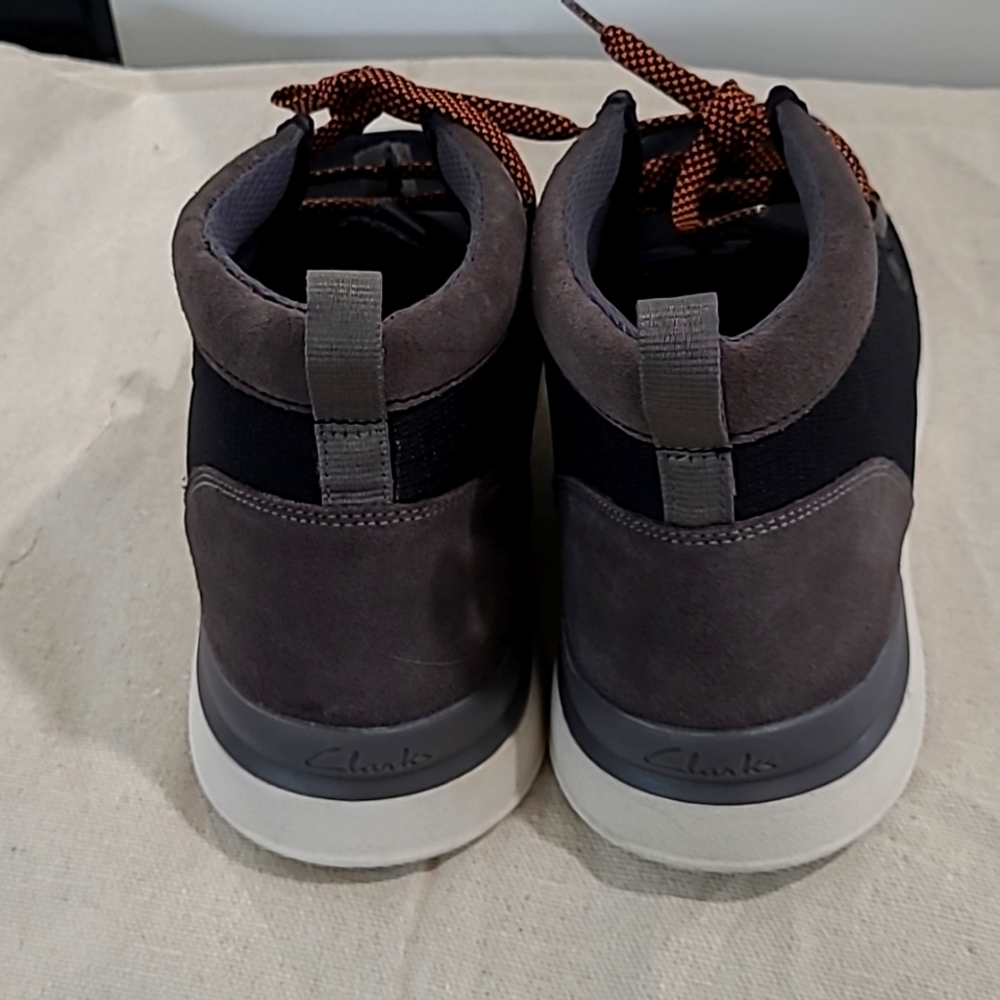 CLARKS RACELITE WALLY MEN SHOES 9.5D BLACK/BROWN LEATHER, BRAND NEW,  NEVER WORN